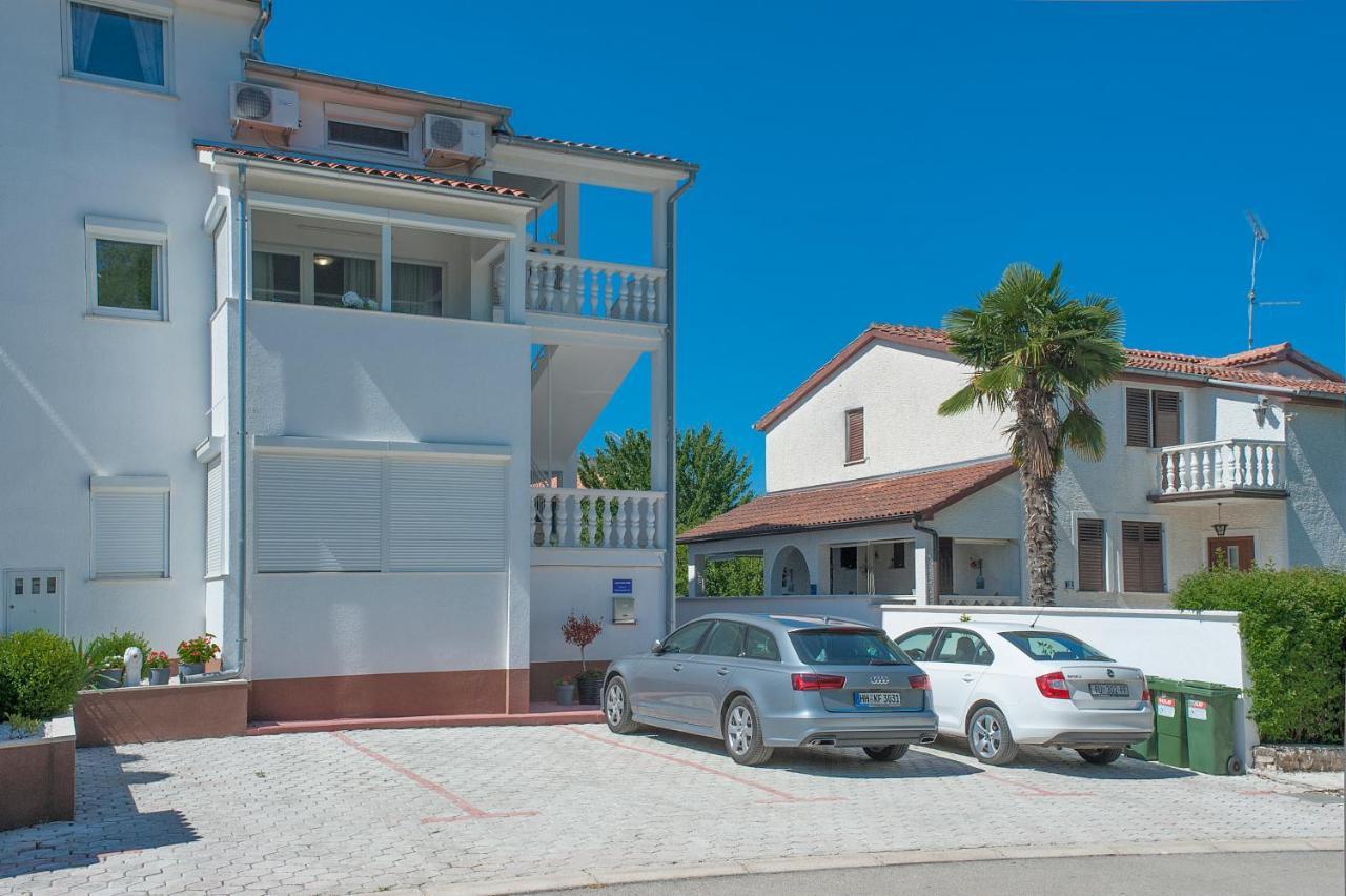 Apartments Somi Poreč Exteriör bild