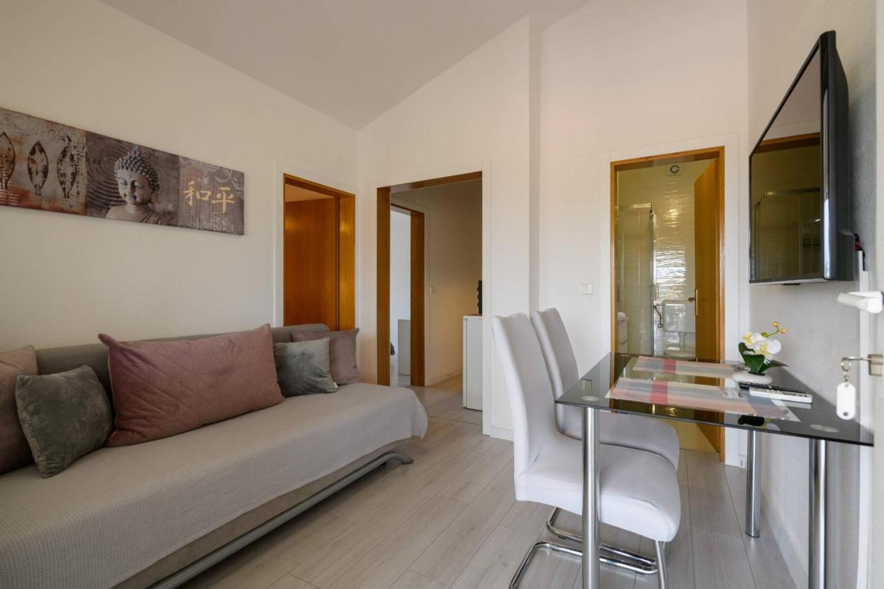 Apartments Somi Poreč Exteriör bild