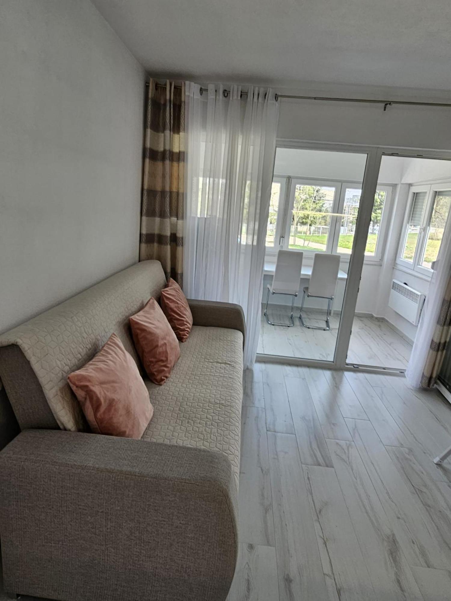 Apartments Somi Poreč Exteriör bild